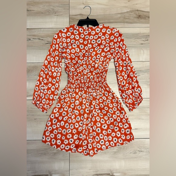 Zara Floral Romper - Picture 5 of 11